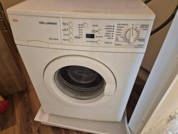 Wasmachine beschikbaar voor biedingen