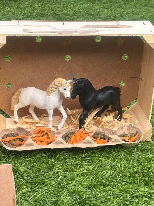 Gezocht/ gevraagd SLEICH PAARDEN EN SETS, Verzamelen, Dierenverzamelingen, Zo goed als nieuw, Beeldje of Figuurtje, Paard, Ophalen of Verzenden