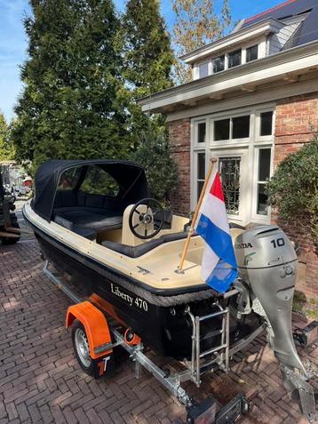 Nette Liberty 470 + 10pk Honda Buiskap kussens Zonnedek beschikbaar voor biedingen