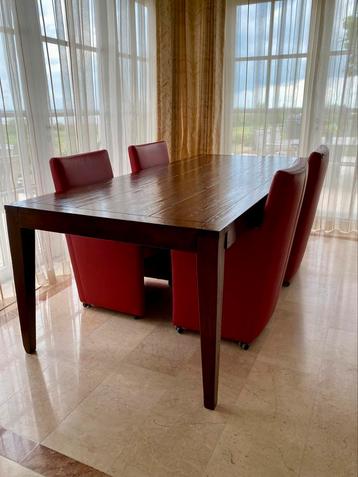 Massief eettafel 240 cm lang 104 cm breed als nieuw! beschikbaar voor biedingen