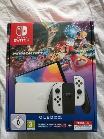 Switch OLED + Mario Kart 8 Deluxe + Nintendo Switch Online 1 beschikbaar voor biedingen
