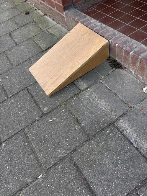 Solide oprijplaat van mdf, zelf gemaakt, Fietsen en Brommers, Overige Fietsen en Brommers, Gebruikt, Ophalen