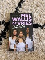 Mel Wallis de Vries - Vlucht, Ophalen of Verzenden, Zo goed als nieuw, Mel Wallis de Vries