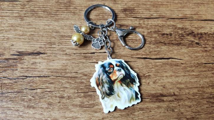 Tashanger Sleutelhanger Cavalier groot met beschermengeltje, Sieraden, Tassen en Uiterlijk, Tassen | Damestassen, Nieuw, Overige typen