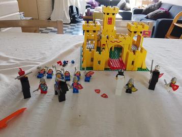 Lego Classic Castle: 375-2 beschikbaar voor biedingen