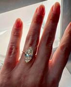 Gouden ring met een VS1 diamant van maar liefst 5.00 caraat!, Geel, Nieuw, Ophalen of Verzenden, 17 tot 18