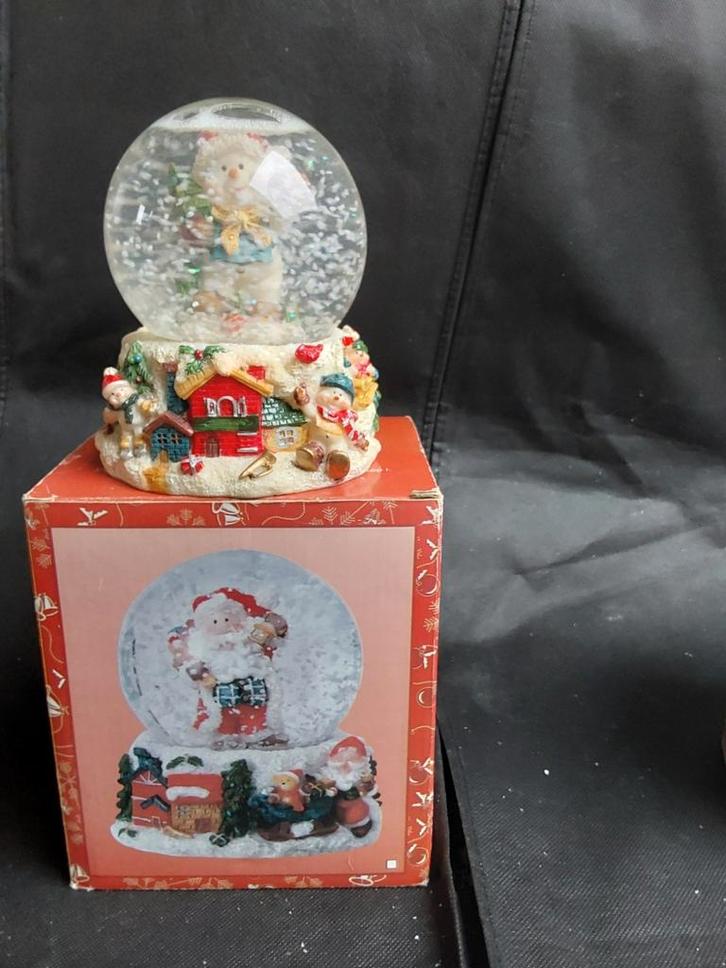 Kerstdecoratie: Sneeuwbal & Kerstman, Diversen, Kerst, Zo goed als nieuw, Ophalen of Verzenden