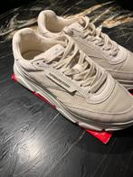 Witte Sneakers - Copenhagen Studios, Kleding | Dames, Beige, Ophalen of Verzenden, Sneakers of Gympen, Zo goed als nieuw