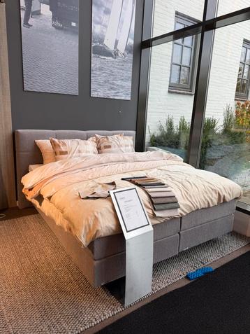 Avek Ninety Boxspring 180x210 NIEUW! Korting! Licht grijs beschikbaar voor biedingen