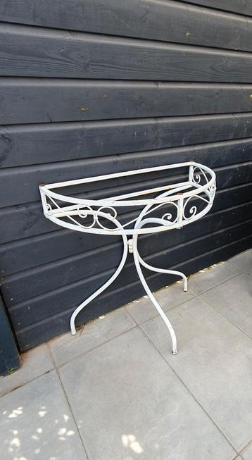 baroc wit halfrond tuintafeltje/ glas ontbreekt beschikbaar voor biedingen
