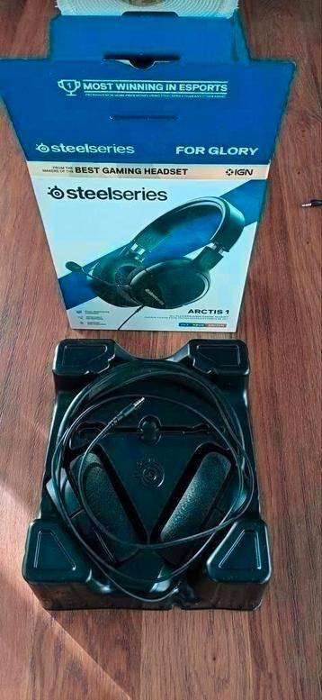 Steel serie arctis1 headset  beschikbaar voor biedingen