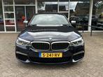 BMW 5-serie M550i xDrive High Executive Led, Pano, Head up,, Auto's, BMW, Automaat, Adaptive Cruise Control, Gebruikt, 4395 cc