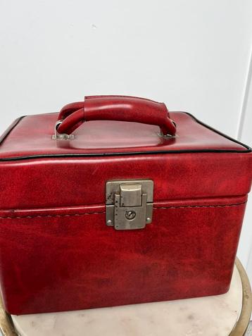 Vintage rode vanity case – spiegel + sleutel, jaren ’50/60 beschikbaar voor biedingen