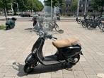 Vespa LX 25 km/u – 4-takt – 2011 – <10.000 km, Fietsen en Brommers, Ophalen, Gebruikt, Vespa