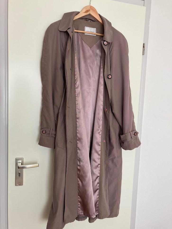 Damesjas trenchcoat, Kleding | Dames, Jassen | Zomer, Zo goed als nieuw, Maat 38/40 (M), Beige, Ophalen of Verzenden