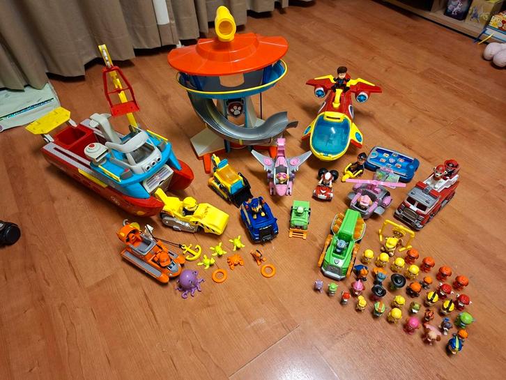 Paw Patrol Speelgoed Set: Uitkijktoren, Onderzeeër & Meer!, Kinderen en Baby's, Speelgoed | Overig, Gebruikt, Jongen of Meisje