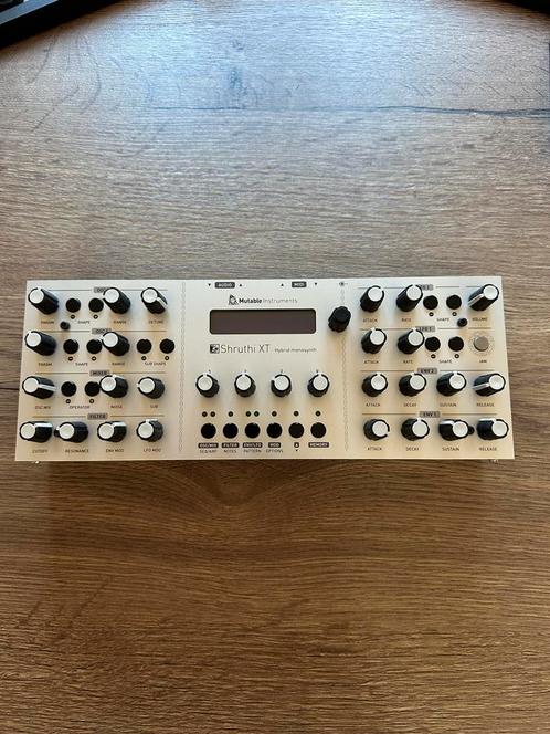 Mutable Instruments Shruthi XT, Muziek en Instrumenten, Synthesizers, Zo goed als nieuw, Overige aantallen, Overige merken, Ophalen of Verzenden