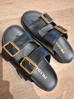 Prada slippers 37, Dieren en Toebehoren, Ophalen of Verzenden, Zo goed als nieuw