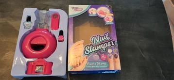 Love & Hugs Nagel Stamper - Nieuwstaat! beschikbaar voor biedingen