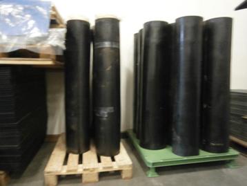 Rubber  matten beschikbaar voor biedingen