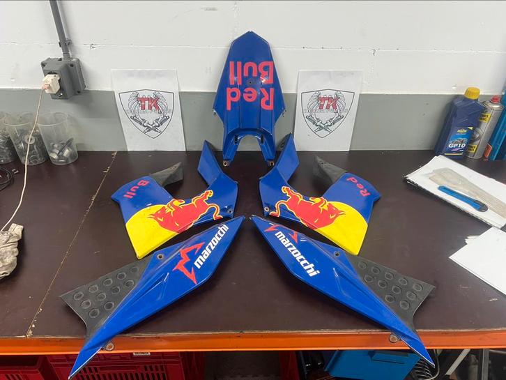Derbi drd pro redbull kappenset compleet, Fietsen en Brommers, Brommeronderdelen | Algemeen, Gebruikt, Kap, Ophalen of Verzenden