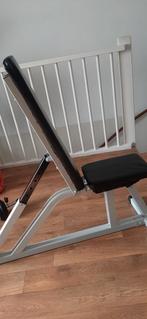 Fitness bank, halterstang en dumbells., Sport en Fitness, Ophalen, Zo goed als nieuw, Overige typen
