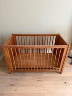 Massief houten ledikant, Kinderen en Baby's, Babywiegjes en Ledikanten, Ophalen, Gebruikt, Ledikant