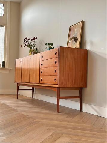Vintage dressoir sideboard teak hout jaren 50/60/70 beschikbaar voor biedingen