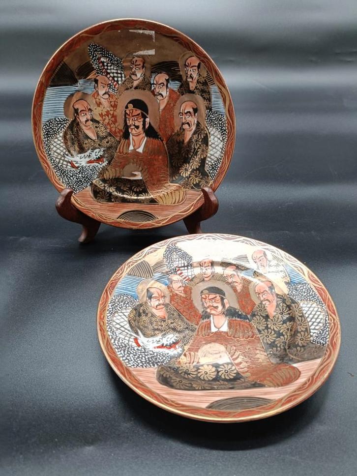 2 Japanse handbeschilderde borden, Antiek en Kunst, Antiek | Keramiek en Aardewerk, Ophalen of Verzenden