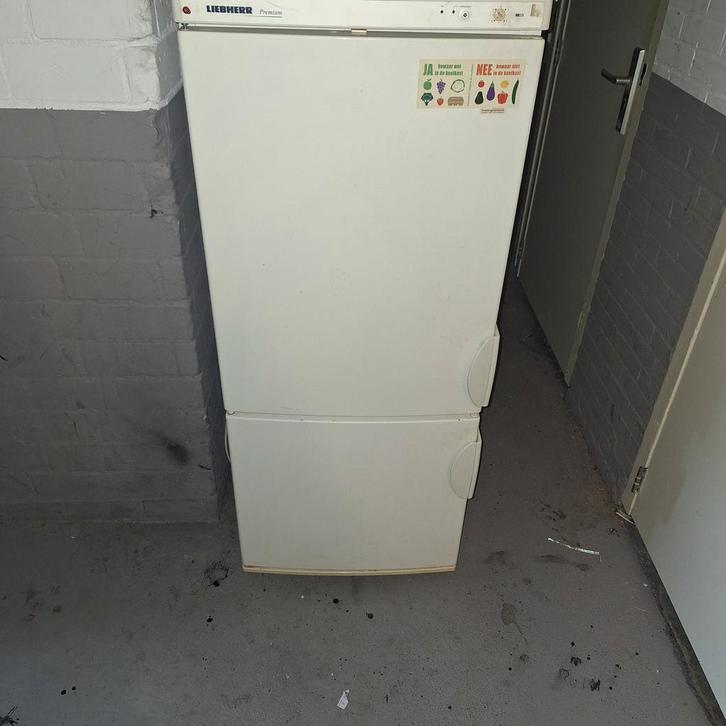 Liebherr KSD 2642 Koelkast met Vriezer - Goed Onderhouden, Witgoed en Apparatuur, Koelkasten en IJskasten, Gebruikt, Met aparte vriezer
