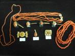 vintage gouden sieraden met bloedkoraal de prijzen s, Sieraden, Tassen en Uiterlijk, Antieke sieraden, Ophalen of Verzenden, Goud