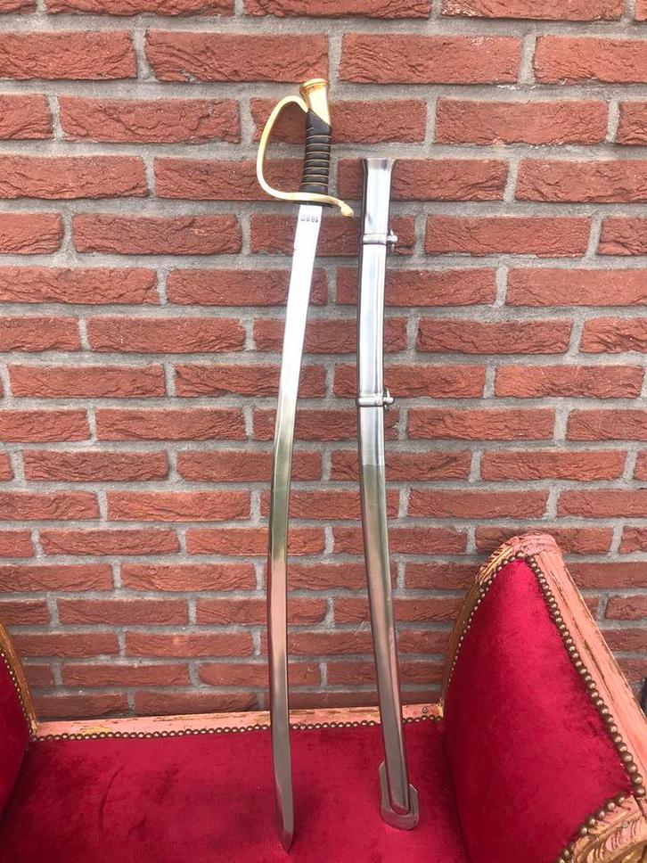 fraaie metalen sabel, degelijke replika, Verzamelen, Militaria | Algemeen, Landmacht, Zwaard of Sabel, Ophalen of Verzenden