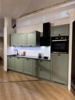 Groene Kader deur keuken Showroom Keukensale Leiderdorp, Huis en Inrichting, Keuken | Complete keukens, Ophalen, Nieuw