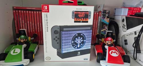 Light Up Dock Shield. (Switch v1 en v2), Spelcomputers en Games, Spelcomputers | Nintendo Switch, Zo goed als nieuw, Switch Original