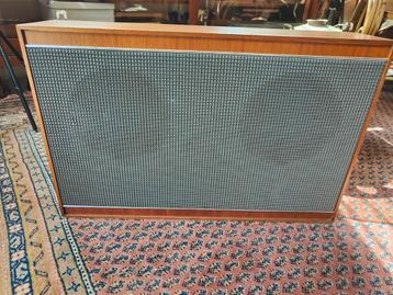 Vintage Grundig dual bass box 401