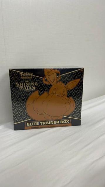 Shining fates etb beschikbaar voor biedingen