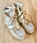 Sneakers Nikkie 37 beige, Kleding | Dames, Schoenen, Verzenden, Beige, Sneakers of Gympen, Zo goed als nieuw