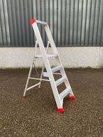 Trap 3 treden met bordes NIEUW, Doe-het-zelf en Verbouw, Ladders en Trappen, Trap, Nieuw, Ophalen of Verzenden, Opvouwbaar of Inschuifbaar