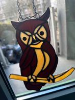 Raamhanger: "Uiltje" in glas en lood., Ophalen of Verzenden