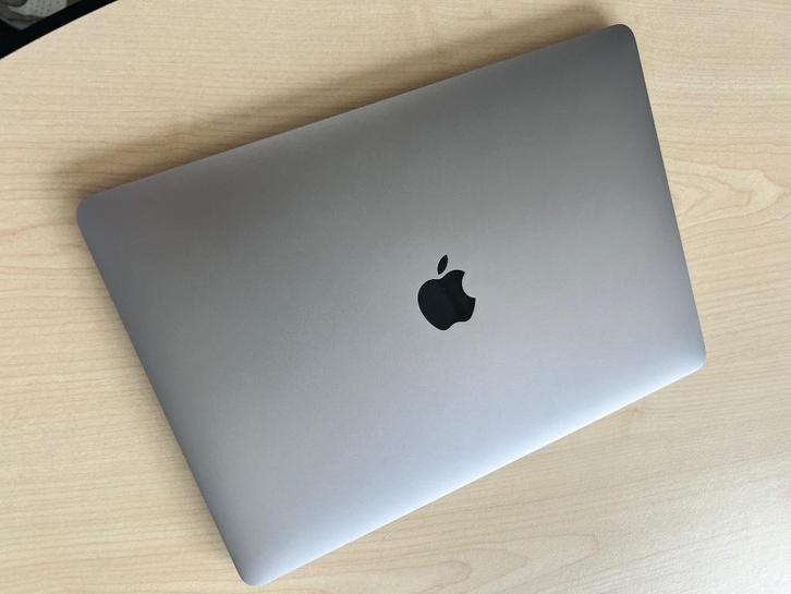 MacBook Air 2019 - 128 GB - Space Grey, Computers en Software, Apple Macbooks, Gebruikt, MacBook Air, 13 inch, Minder dan 2 Ghz