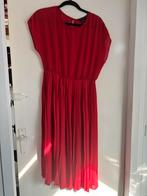 Rode jurk maat 46, Kleding | Dames, Jurken, Maat 46/48 (XL) of groter, Ophalen of Verzenden, Zo goed als nieuw, Knielengte