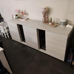 Woon/eetkamer in perfecte staat, Ophalen