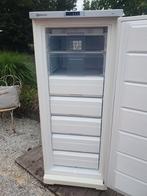 Bauknecht 7 Lades vriezer, Witgoed en Apparatuur, Vriezers en Diepvrieskisten, Zo goed als nieuw, 140 tot 160 cm, Ophalen, Vrieskast