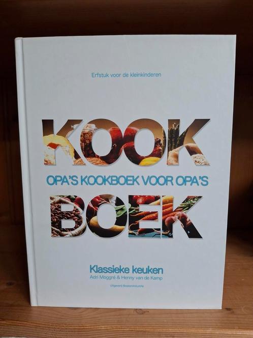 Adri Moggré - Opa's kookboek voor opa's, Boeken, Kookboeken, Zo goed als nieuw, Ophalen of Verzenden