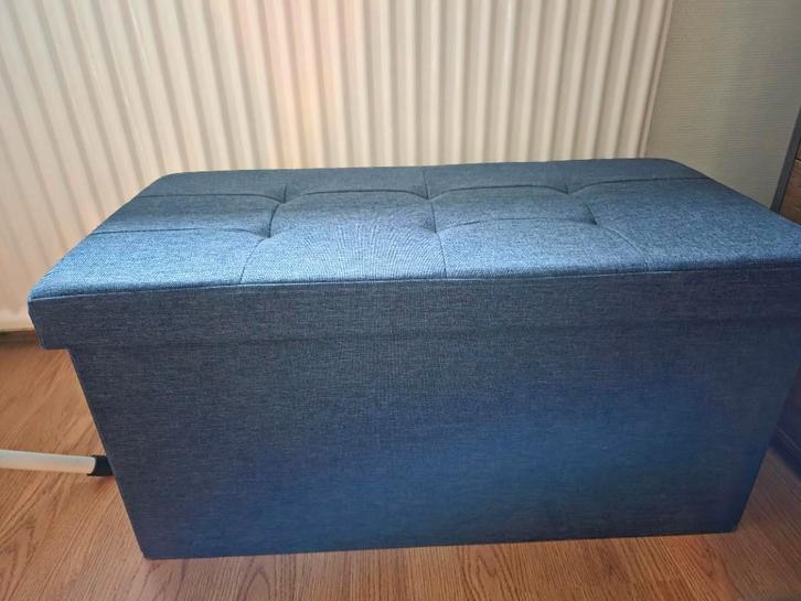 opbergkist/box blauwe kleur en zeer stevig, Huis en Inrichting, Woonaccessoires | Kisten, Zo goed als nieuw, Minder dan 50 cm