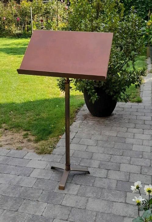 Katheder, Hobby en Vrije tijd, Feestartikelen, Gebruikt, Overige typen, Geboorte of Huwelijk, Ophalen