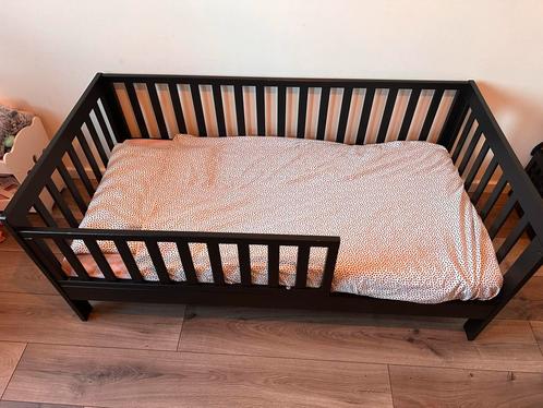 Petit Amelie peuterbed, Kinderen en Baby's, Kinderkamer | Bedden, Gebruikt, 140 tot 160 cm, 70 tot 85 cm, Matras, Ophalen