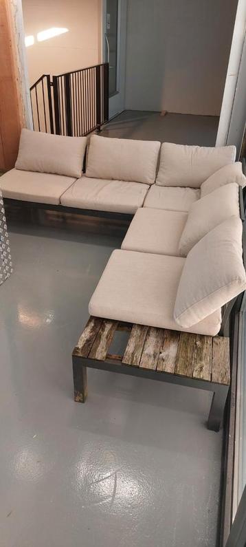 Loungeset  beschikbaar voor biedingen