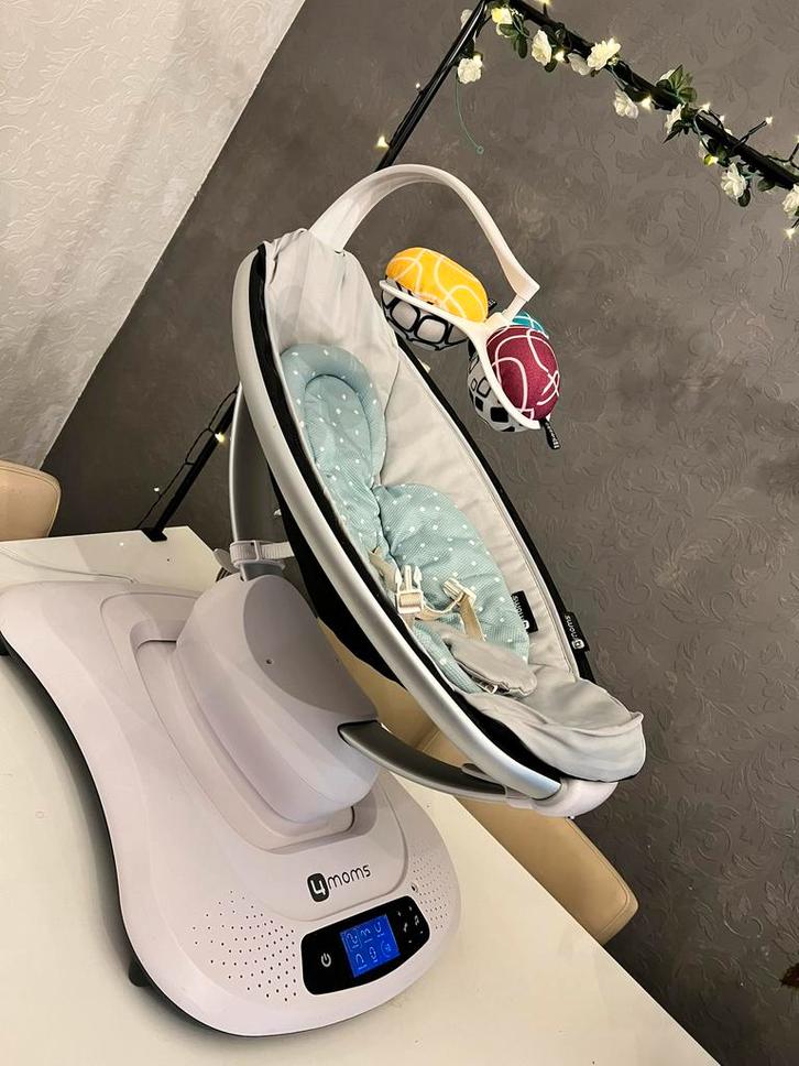 4moms MamaRoo swing schommelstoel, Kinderen en Baby's, Wipstoeltjes, Zo goed als nieuw, Verstelbaar, Ophalen of Verzenden