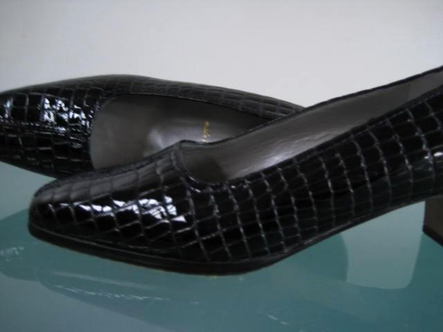 GRATIS VERZENDEN | ALEXANDRIA Nieuwe blauwe pumps 41, Kleding | Dames, Schoenen, Nieuw, Pumps, Blauw, Verzenden